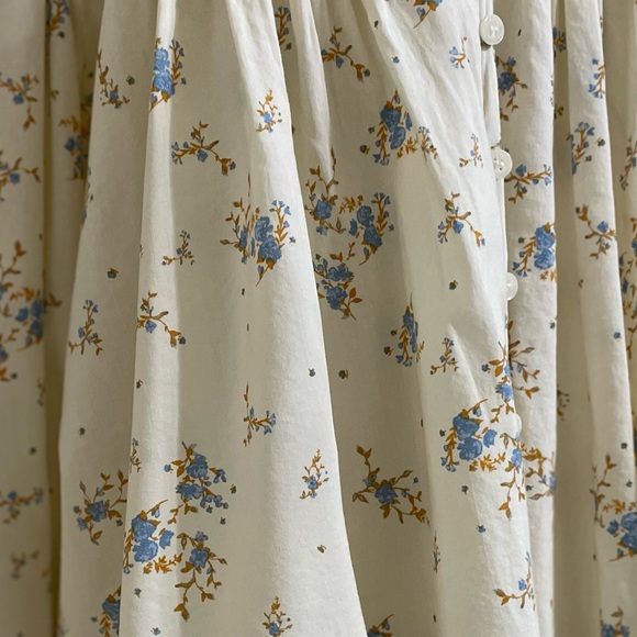 FREE PEOPLE Paloma Ivory Blue Floral Print Boho Long Sleeve Button Shirt Medium - Picture 5 of 13